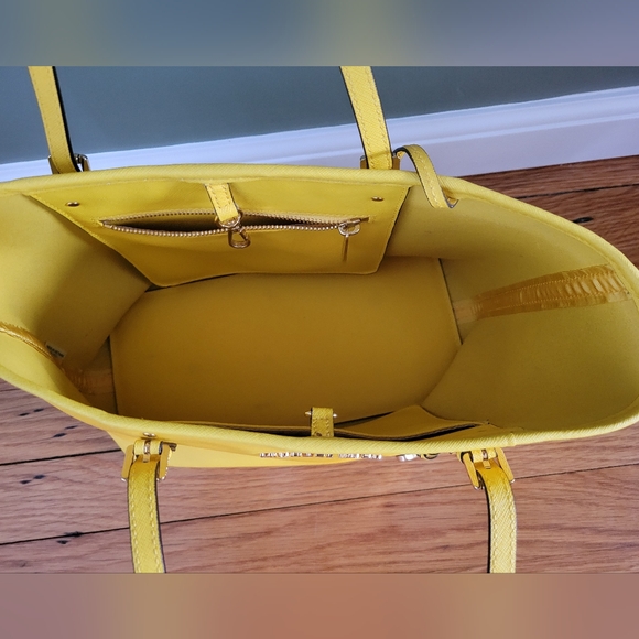 Michael Kors Yellow Tote Bag - Picture 6 of 10